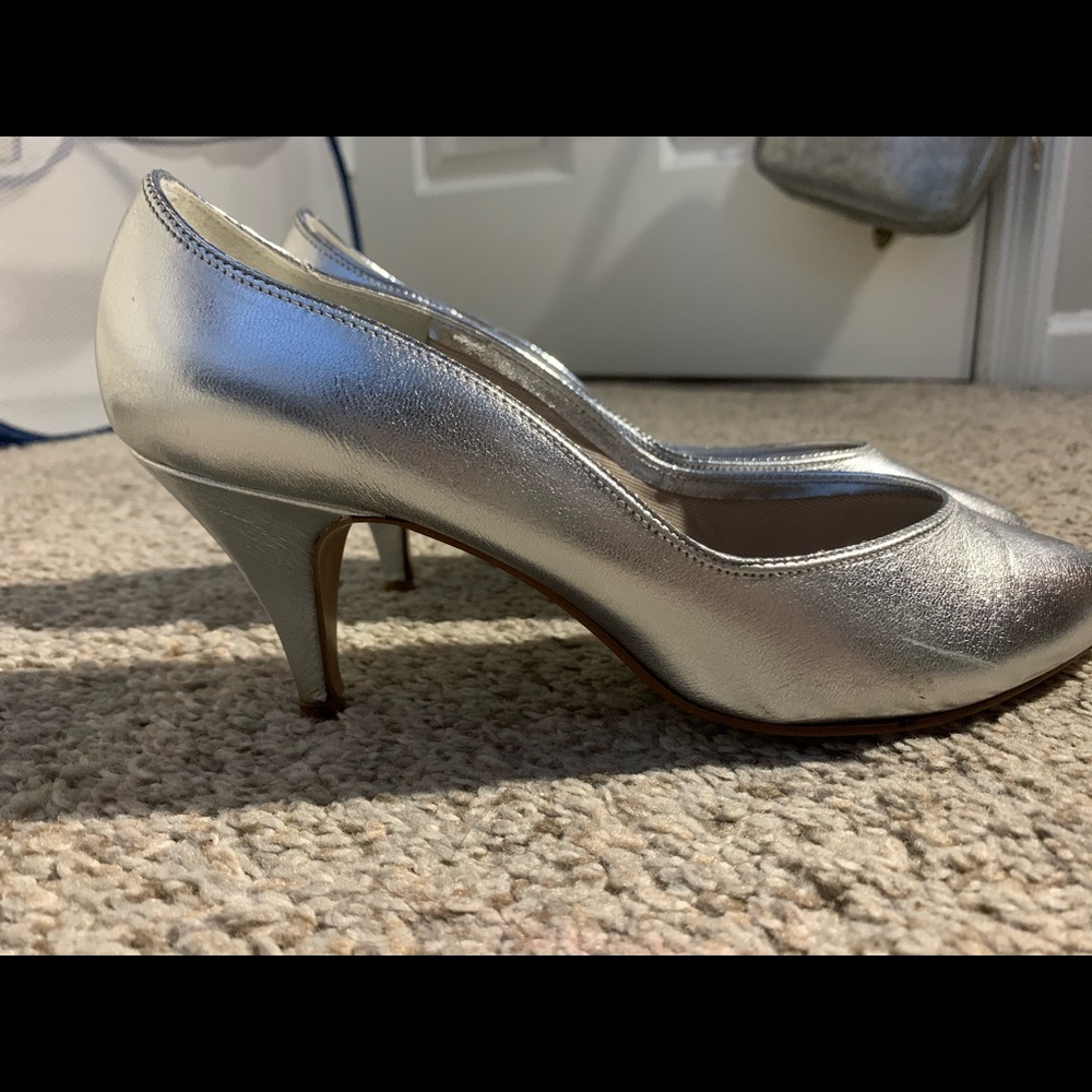 Coloriffic Silver Heels